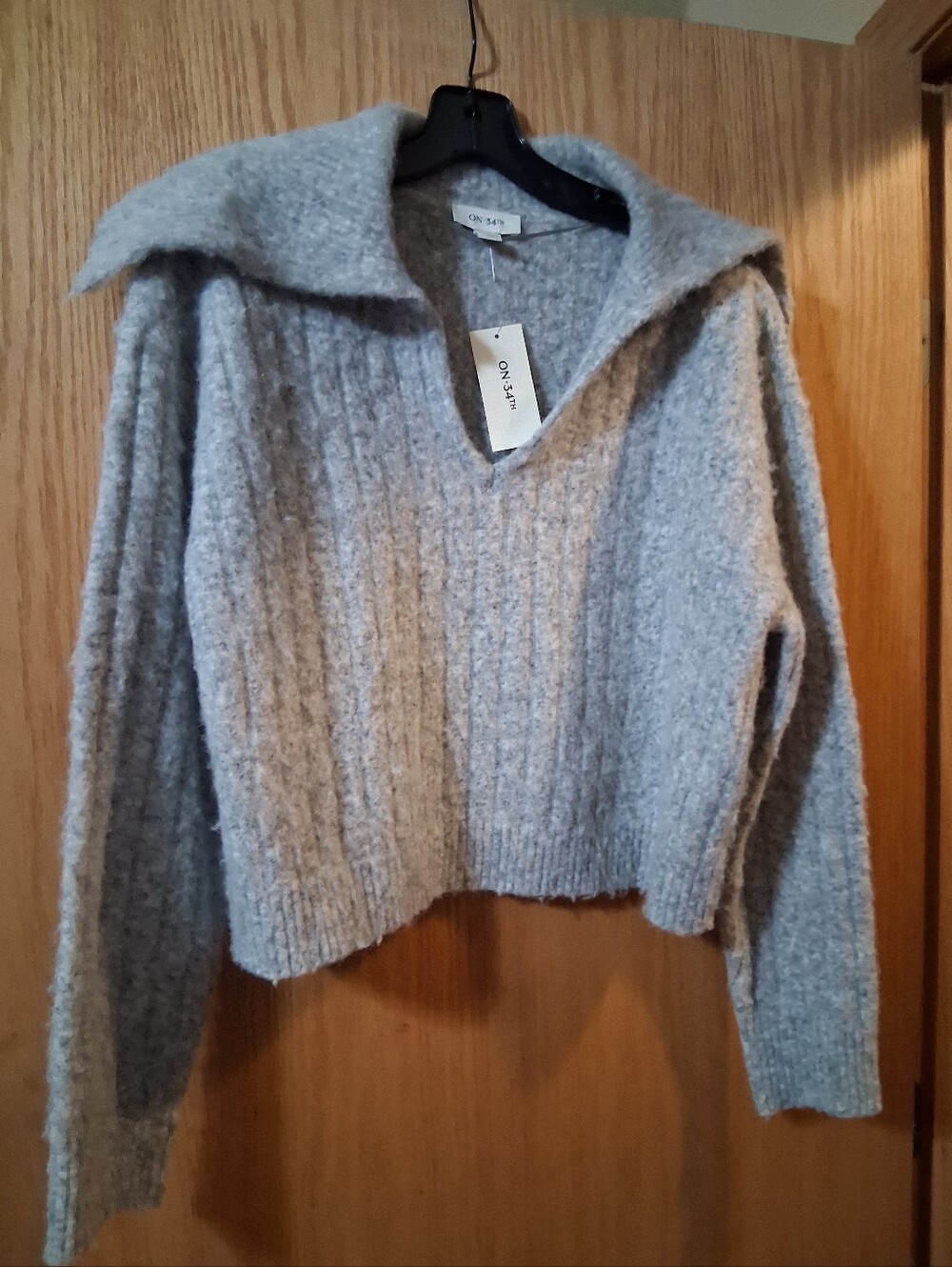 On 34th Women's Light Gray Ribbed Collar Sweater, Long Sleeve , Small